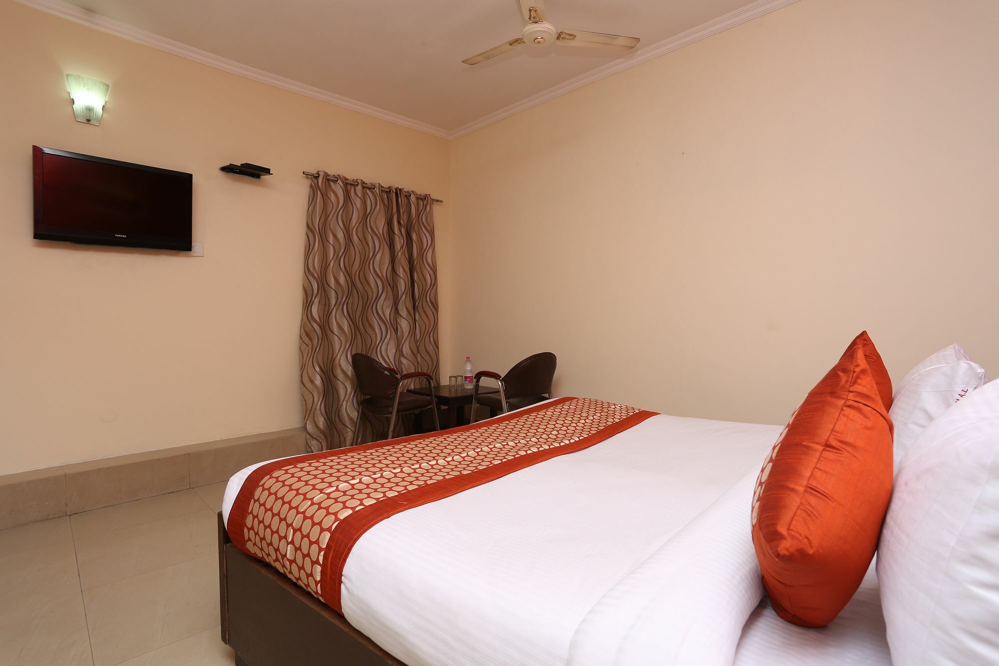 Hotel Aero Look New Delhi Exterior foto